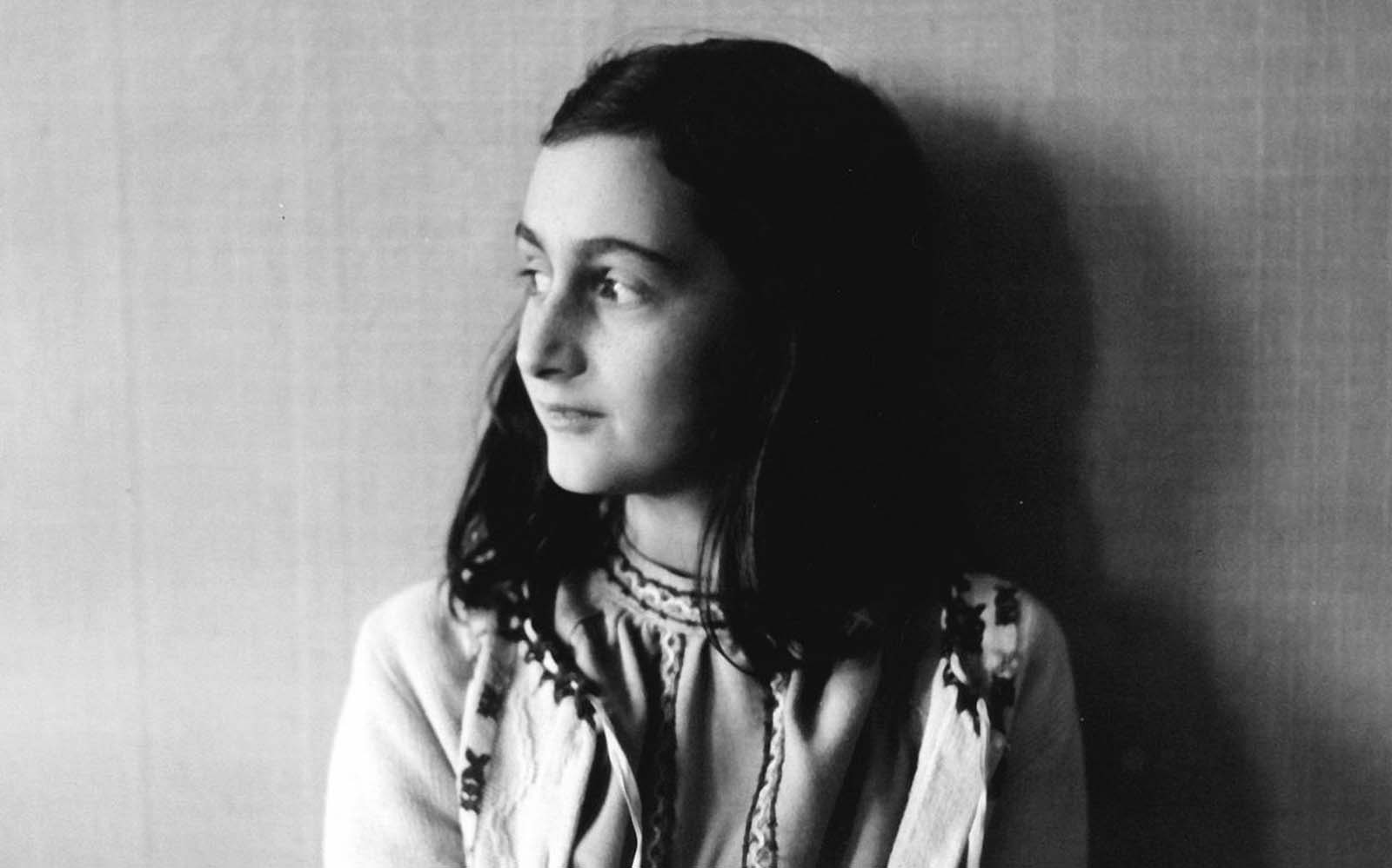 Anne Frank: Her Life & Diary (Het Achterhuis)